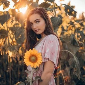 Meet your Posher, Hunter